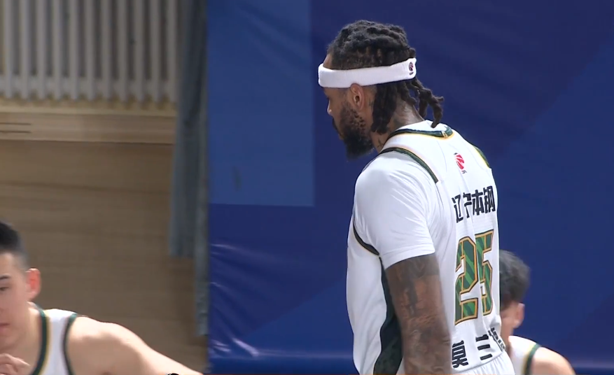 乐鱼体育-一夜爆5冷！夺冠大热轰然倒下，山东将北京拉下马，辽宁跌出前12